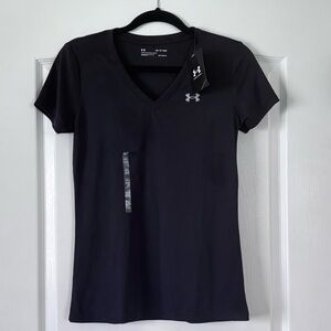 🆕Under Armour Women's Black Short Sleeve Tee